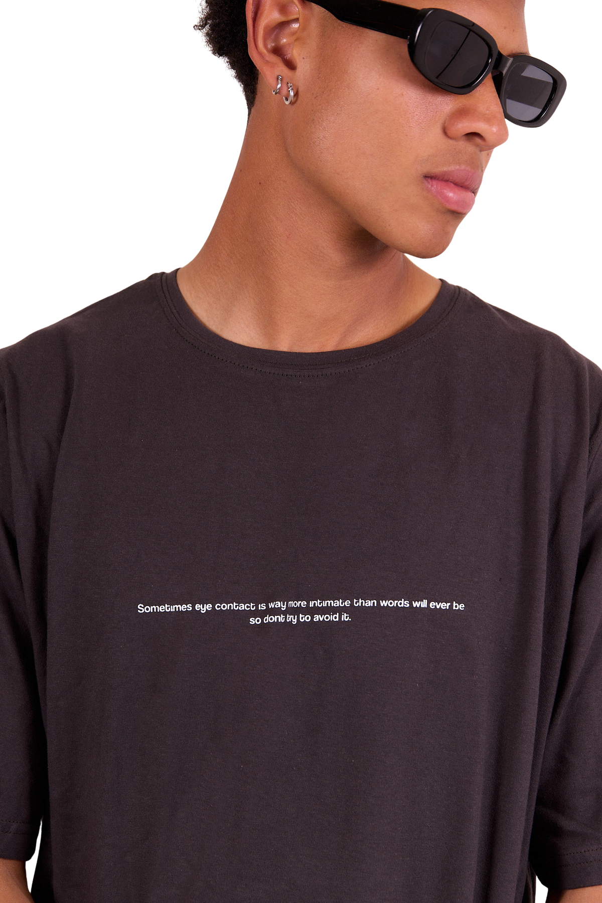 Remera Contact
