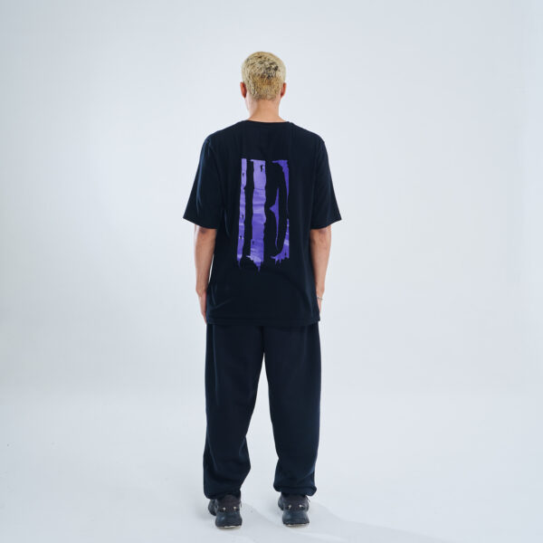 Melted logo | Classic Tee | Black Violet