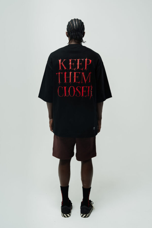 Keep Them Closer | Oversize Tee | Black